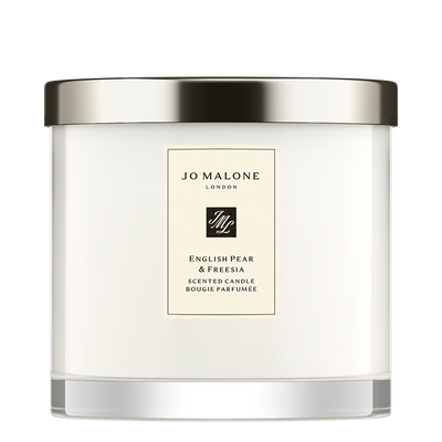 English Pear & Freesia Scented Candle